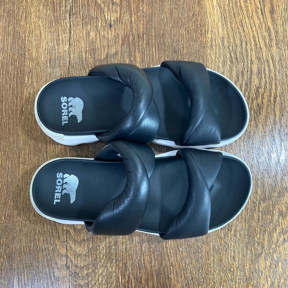 New Sorel Viibe Twist Slide Sandal Women’s Various Sizes Black/Sea Salt - Picture 5 of 7